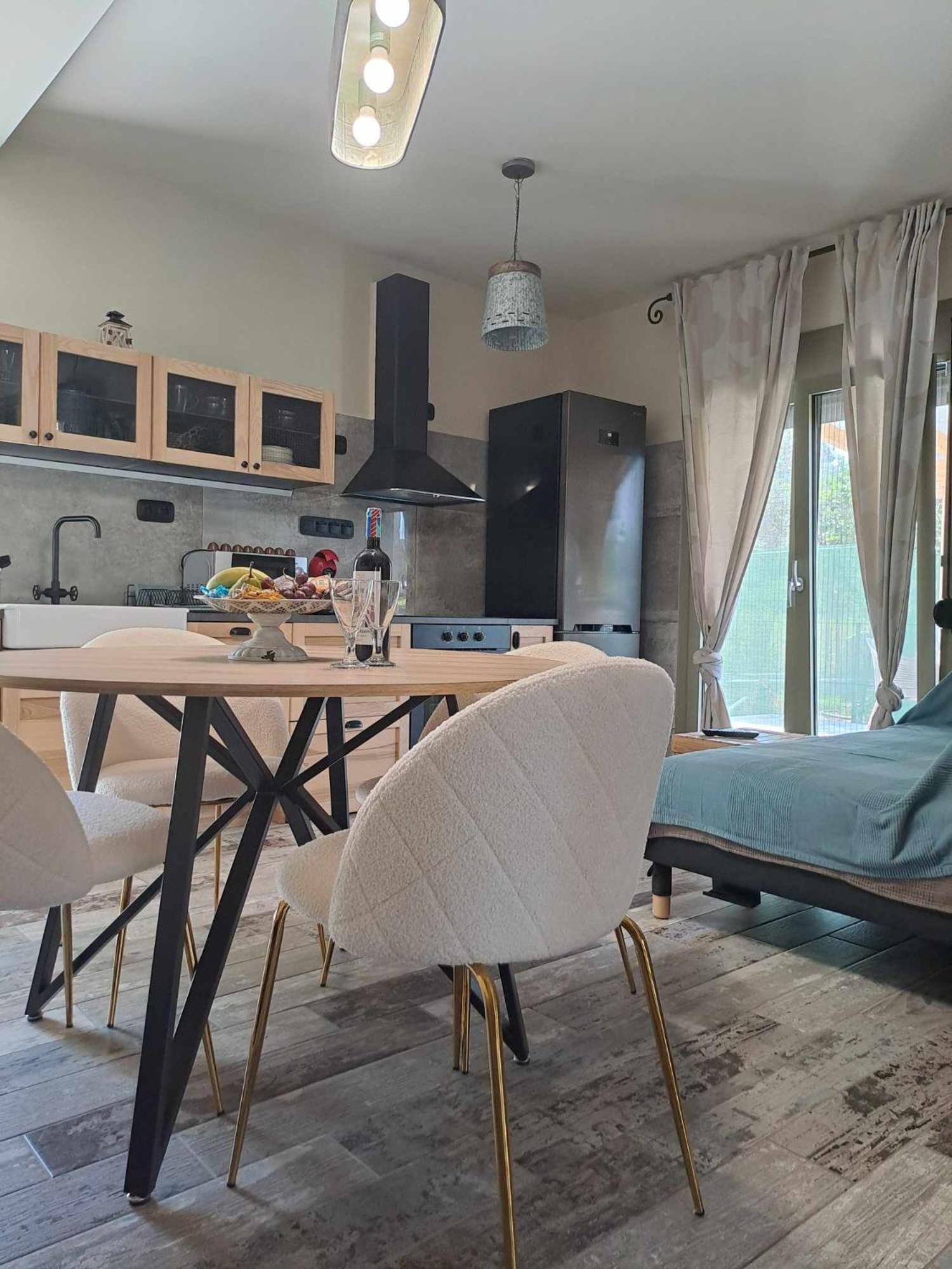 Kt Villa 트롤로스 외부 사진